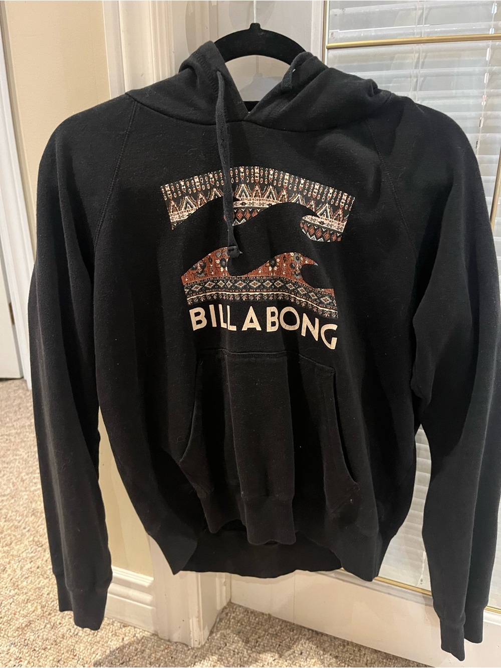 Billabong Black Hoodie with Subtle Patterned Logo